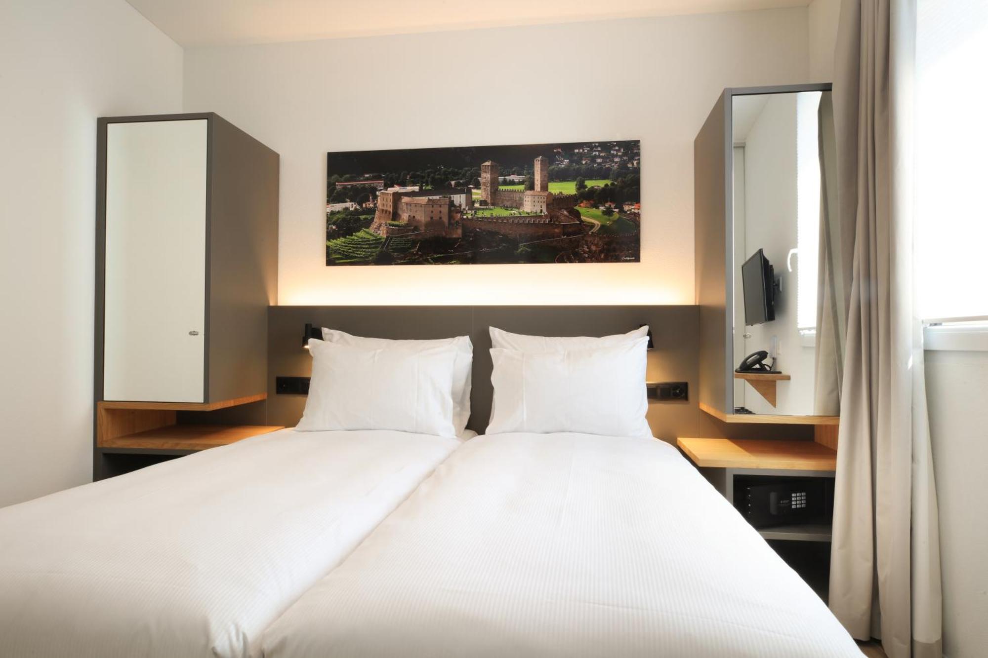 Charme Hotel Al Torchio Ascona Ruang foto